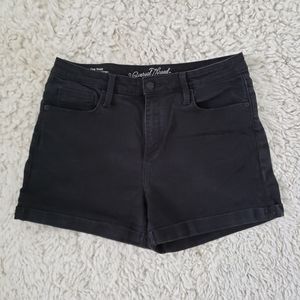 High rise black shorts